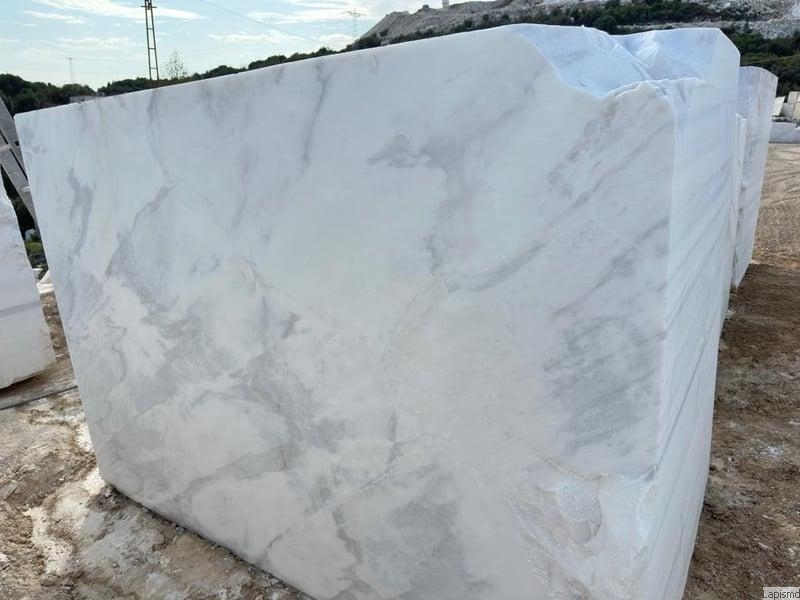 Calacatta Mermer Tasarımları